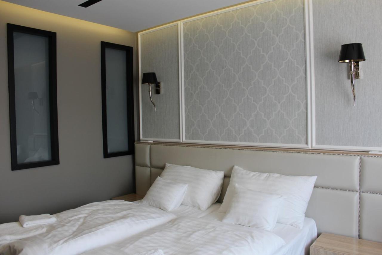 Hotel Merops Meszaros Szekszard Exterior photo